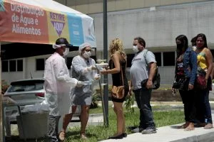 Leia mais sobre o artigo Prefeitura distribui alimentos em hospitais públicos para familiares de pacientes internados