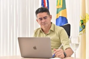 Leia mais sobre o artigo Prefeito suspende funcionamento de escolas municipais nos dias de aplicação das provas do Enem