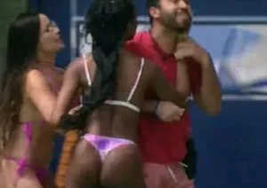 Leia mais sobre o artigo Gil se descontrola após discussão com Arthur e ameaça sair do reality