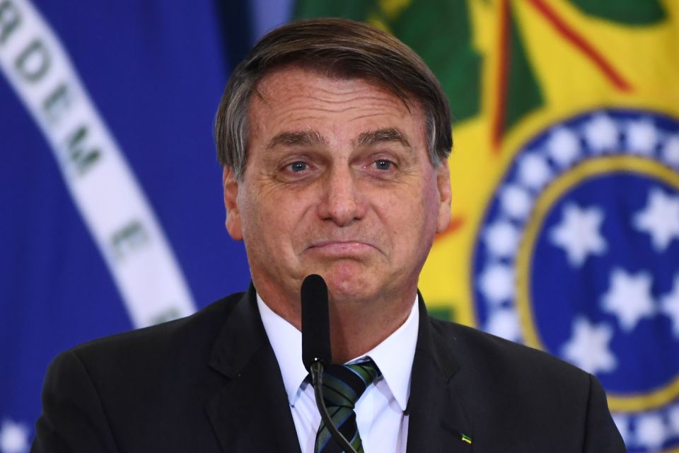 You are currently viewing Bolsonaro diz que foi citado em mensagens da Lava Jato e quer acesso a elas para divulgar
