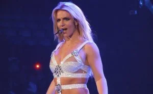 Leia mais sobre o artigo Netflix estuda fazer o próprio documentário da cantora Britney Spears