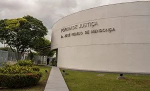 Leia mais sobre o artigo Justiça bloqueia R$ 500 mil do Governo do AM por não transferir pacientes