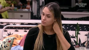 Leia mais sobre o artigo Equipe se manifesta após falas de Sarah sobre preconceito no ‘BBB 21’