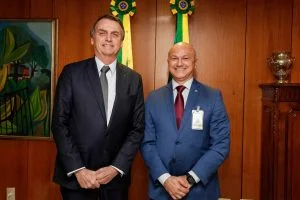 Leia mais sobre o artigo Menezes afirma que Bolsonaro vai estar em Manaus na próxima semana