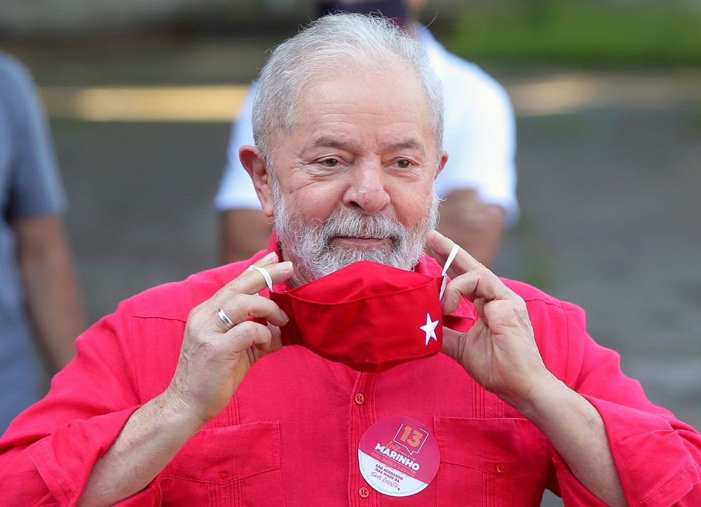 You are currently viewing Fachin anula condenações de Lula relacionadas à Lava Jato; ex-presidente volta a ser elegível