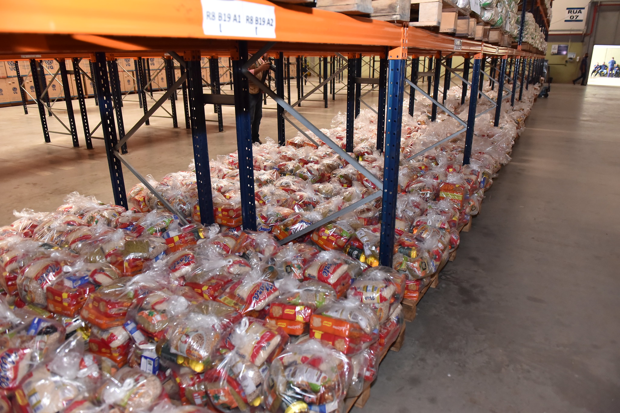 You are currently viewing Prefeitura inicia nova etapa de entrega do ‘kit merenda escolar’