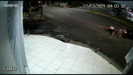 You are currently viewing Grávida morre e marido fica ferido em queda de moto após serem atingidos por motorista em Manaus