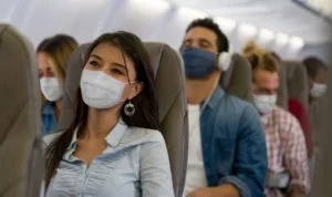 Leia mais sobre o artigo Maior rigor no uso de máscaras em aviões começa a valer nesta quinta