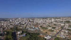 Leia mais sobre o artigo Mais cidades mineiras entram na onda roxa, com toque de recolher e outras restrições, diz governo