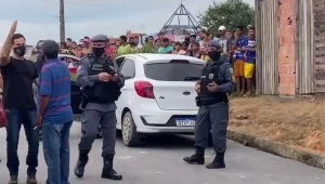 Leia mais sobre o artigo Corpo de motorista de aplicativo é encontrado dentro de porta-malas de carro abandonado em Manaus