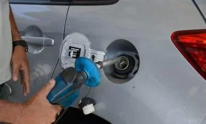 Leia mais sobre o artigo Preço do álcool dispara e acompanha aumento do litro da gasolina