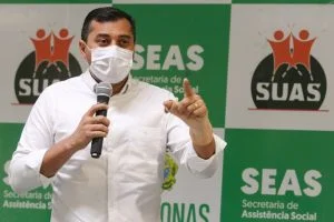 Leia mais sobre o artigo Governador do AM diz que estado pode ajudar no transporte de vacinas contra a Covid-19, caso municípios precisem