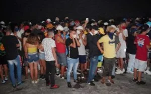 Leia mais sobre o artigo Festa clandestina com 500 pessoas é interrompida pela polícia em São Paulo