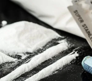 Leia mais sobre o artigo Advogado aciona STF para liberar cocaína no tratamento da Covid-19