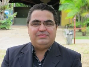 Leia mais sobre o artigo Professor Sylvio Puga é eleito reitor da Ufam