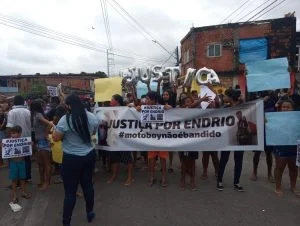Leia mais sobre o artigo Familiares de entregador morto se revoltam com Rocam: ‘despreparados’