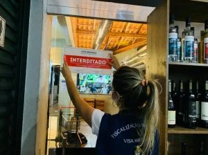 Leia mais sobre o artigo Bares são fechados em Manaus por aglomeração e descumprimento de medidas contra Covid