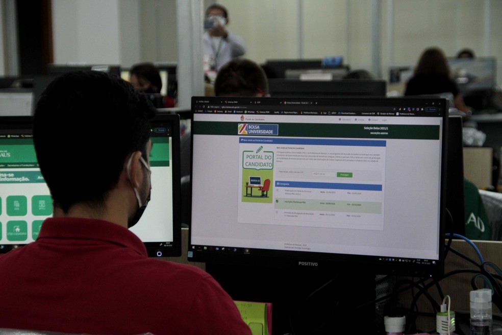 You are currently viewing Bolsa Universidade abre 16 mil vagas para segundo semestre em Manaus