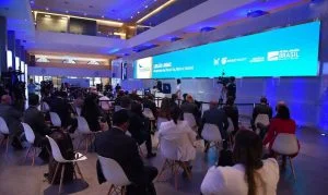 Leia mais sobre o artigo Governo federal arrecada R$ 3,3 bilhões com leilão de 22 aeroportos