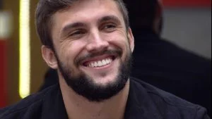 Leia mais sobre o artigo Arthur é o 14º eliminado do BBB21, com 61,34% dos votos