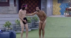 Leia mais sobre o artigo Fiuk e Gil ficam pelados, se beijam e pulam na piscina após se livrarem de paredão no ‘BBB21’