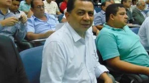 Leia mais sobre o artigo Prefeito do AM é condenado a devolver quase R$ 2 milhões por irregularidades em contrato assinado há 16 anos
