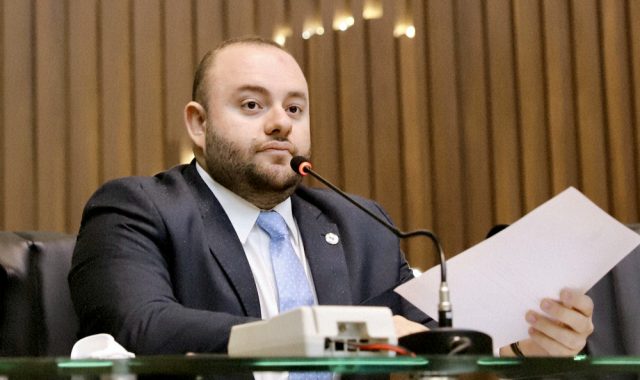 No momento, você está visualizando Nova facção criminosa que mistura religião e tráfico é denunciada pelo deputado Fausto Jr.