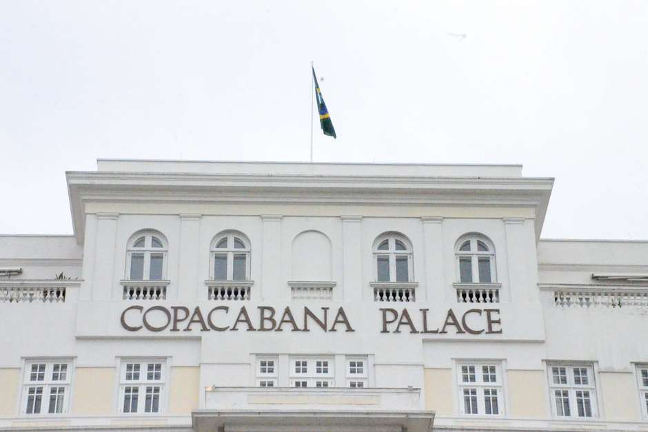 You are currently viewing Copacabana Palace vai ser multado em mais de R$ 15 mil após festa para 500 pessoas