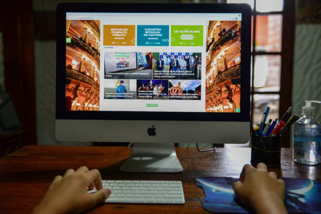 No momento, você está visualizando Governo do AM lança editais para seleção e aquisição de obras de arte e acervo bibliográfico