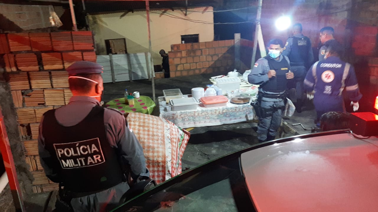 You are currently viewing Mãe e filha são mortas a tiros na zona Norte. Crime pode ter sido motivado por acerto de contas, veja os vídeos