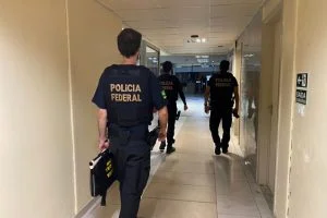 Leia mais sobre o artigo PF faz operação contra lavagem de dinheiro do tráfico de drogas