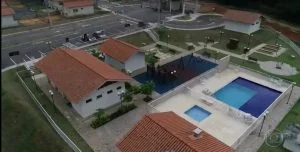 Leia mais sobre o artigo MP investiga vacinação de moradores de condomínio fechado contra a Covid-19 no Amazonas