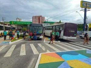 Leia mais sobre o artigo Rodoviários ameaçam paralisar 100% da frota durante manifestação em Manaus
