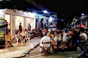 Leia mais sobre o artigo Mais de 500 pessoas são flagradas em bares e festas clandestinas em Manaus
