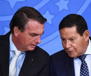 Leia mais sobre o artigo TSE irá analisar cassação da chapa de Bolsonaro após o recesso