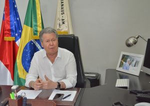 Read more about the article Ministério Público ajuíza ação por improbidade administrativa contra ex-prefeito de Manaus Arthur Neto