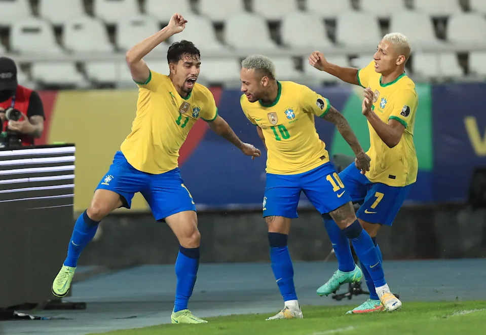 You are currently viewing Brasil faz sua melhor partida, vence Peru e chega à final da ‘rejeitada’ Copa América