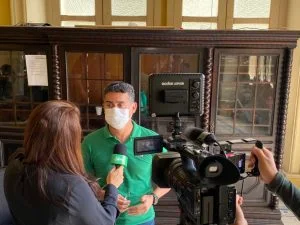 Leia mais sobre o artigo Prefeito de Manaus concede entrevista exclusiva ao portal Amazonas Factual para falar das ações nos primeiros 180 dias de gestão