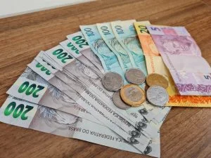 Leia mais sobre o artigo Campanha ‘limpa nome’ da Serasa renegocia dívidas por até R$ 100; saiba como participar