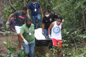 Read more about the article Servidora da Semed encontrada morta estava nua e com mãos amarradas em Manaus