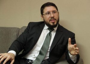 Read more about the article ‘Dentro da SSP-AM existe aparelhamento para a prática de crimes’, diz Carlos Almeida