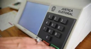 Leia mais sobre o artigo Comissão cancela votação de proposta do voto impresso