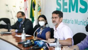 Leia mais sobre o artigo Prefeito anuncia concurso da Semsa com mais de 2 mil vagas em Manaus