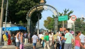 Leia mais sobre o artigo Cemitérios de Manaus abrem neste sábado e domingo, Dia dos Pais