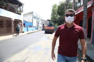 Leia mais sobre o artigo Prefeito David Almeida fiscaliza recuperação de vias em bairros da zona Sul de Manaus