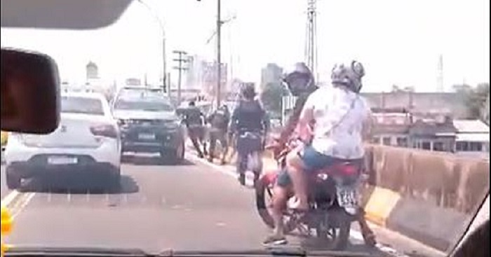 No momento, você está visualizando Veja no vídeo: homem se joga da Ponte do São Raimundo para fugir da polícia durante perseguição em Manaus