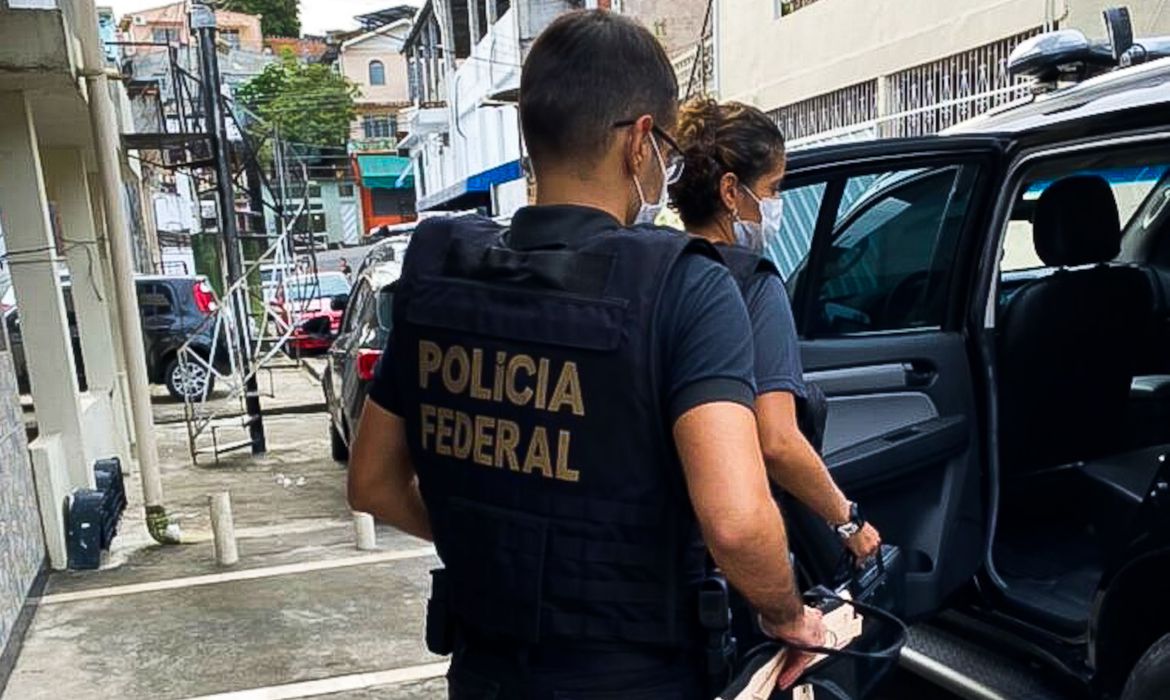 You are currently viewing Polícia Federal faz operação contra fraudes no auxílio emergencial