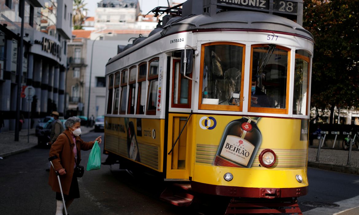 You are currently viewing Portugal e Brasil analisam restrições a viagens