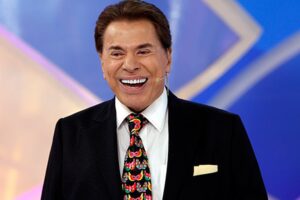 Read more about the article Silvio Santos tem alta após ser internado com Covid-19