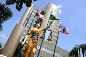 Leia mais sobre o artigo Justiça do AM pretende revisar tabela de taxas cobradas por cartórios